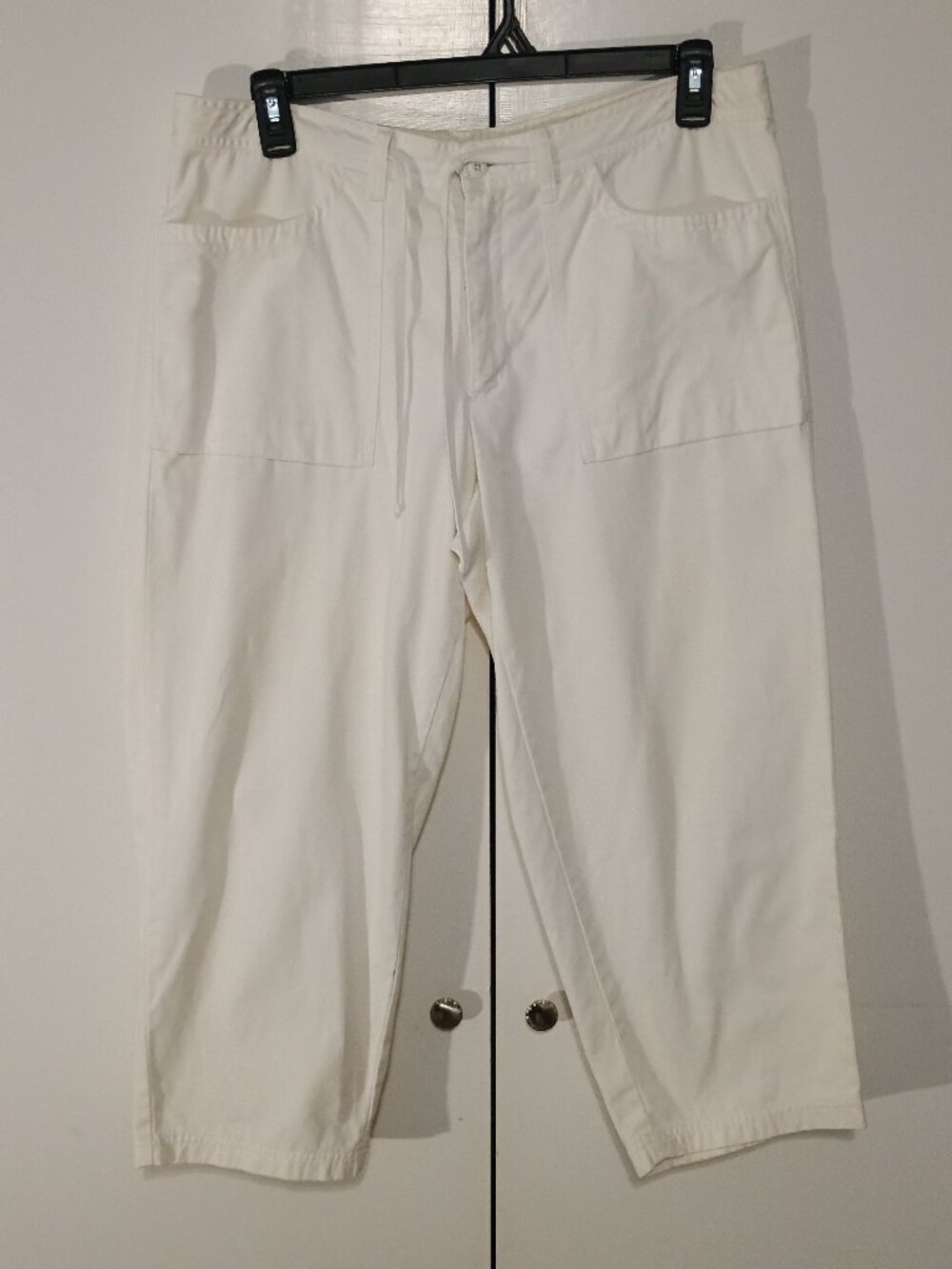 Venezia Jeans Women’s White Cropped Pants Size 10Drawstring Patch Pocket Capri - Picture 2 of 8